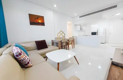Apartment - 1 Bedroom - 2 Bathrooms for rent in Al Juffair - Capital Governorate