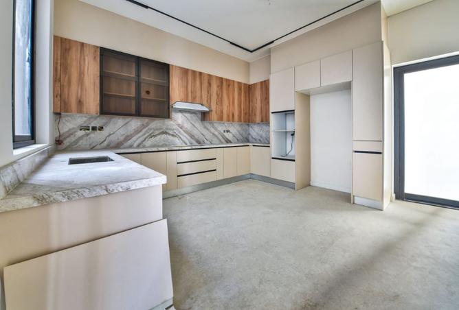 962238 - Property Image 2