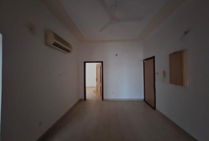 981907 - Property Image 2