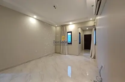 Apartment - 2 Bedrooms - 2 Bathrooms for rent in Riffa Al Sharqi - Riffa - Southern Governorate
