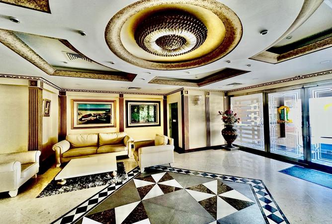 966629 - Property Image 2