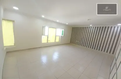 Apartment - 3 Bedrooms - 3 Bathrooms for rent in Galali - Muharraq Governorate