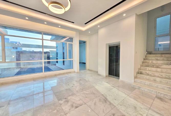 899880 - Property Image 3