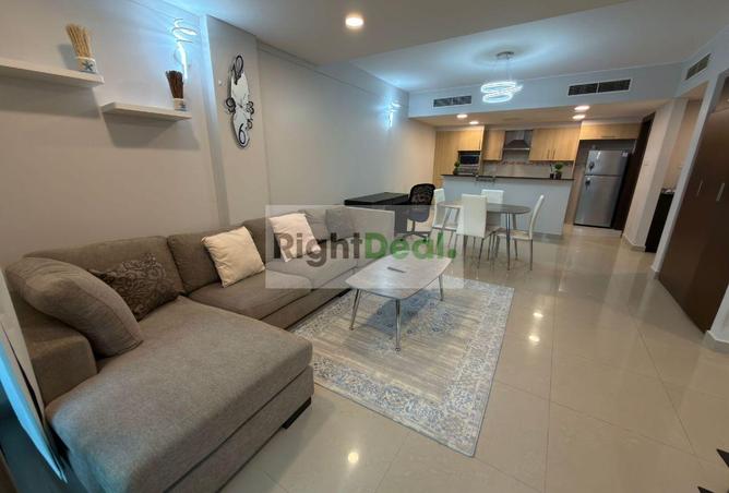 983255 - Property Image 3