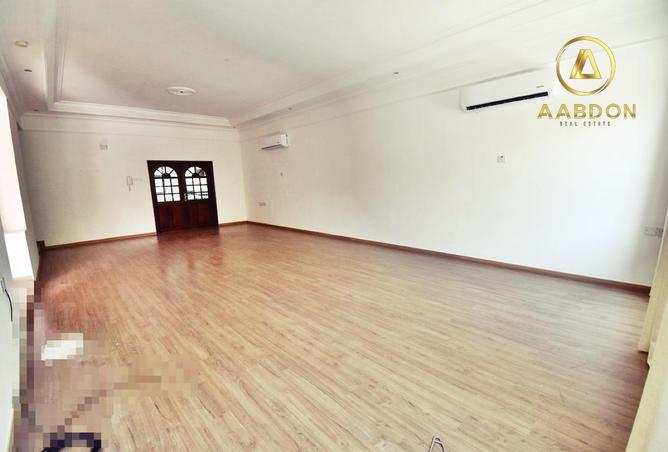 980473 - Property Image 3