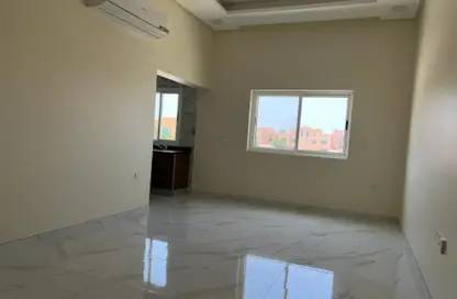 شقة - 2 غرف نوم - 2 حمامات للايجار في جبلة حبشي - المحافظة الشمالية