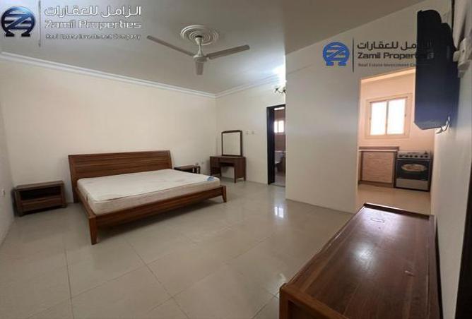 879607 - Property Image 3