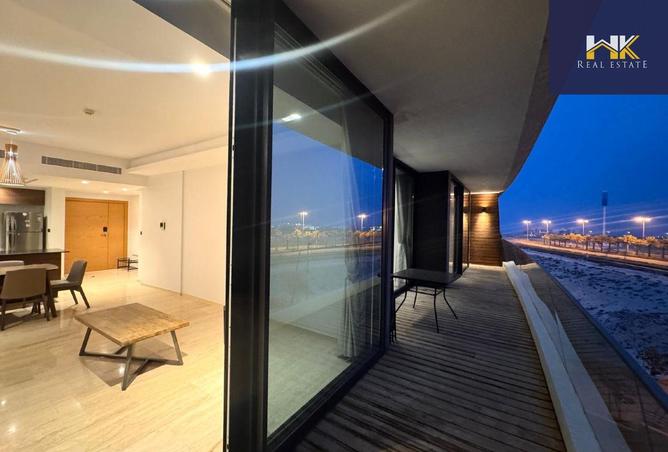 978120 - Property Image 2