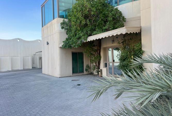 987192 - Property Main Image