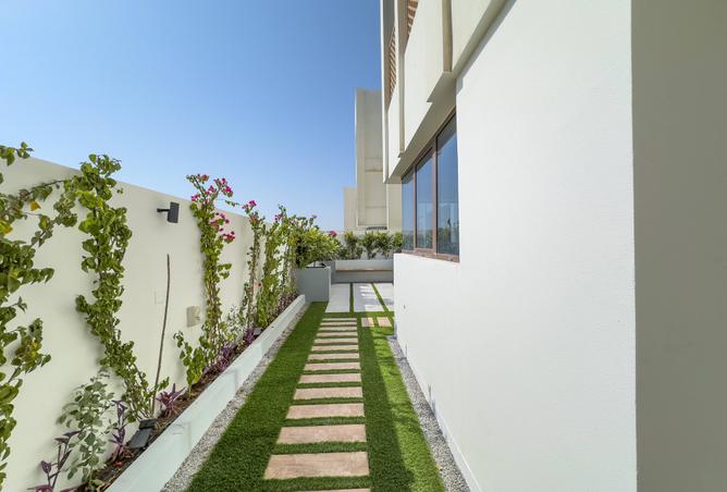 957677 - Property Image 3