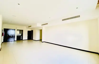 Apartment - 3 Bedrooms - 4 Bathrooms for rent in Adliya - Manama - Capital Governorate