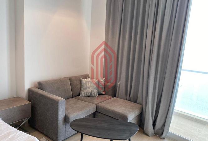 977418 - Property Image 3