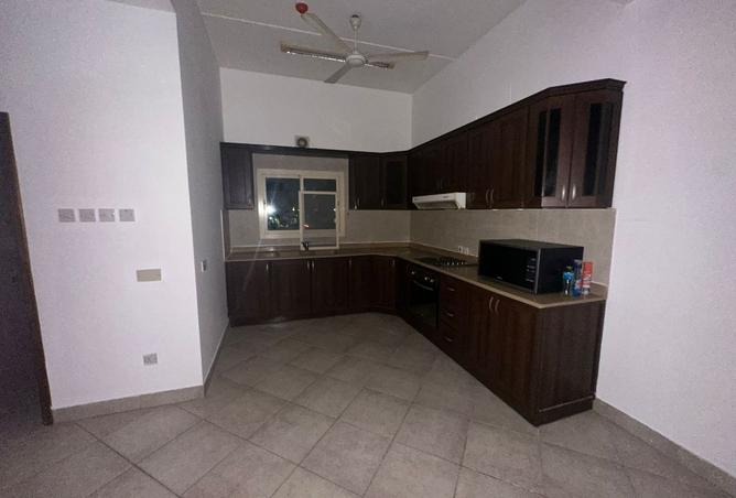 984281 - Property Image 2