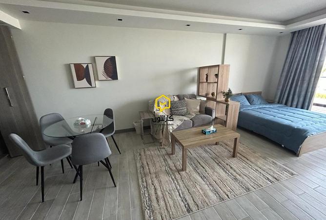 942582 - Property Image 2