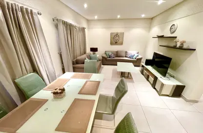 Apartment - 3 Bedrooms - 4 Bathrooms for rent in Busaiteen - Muharraq Governorate