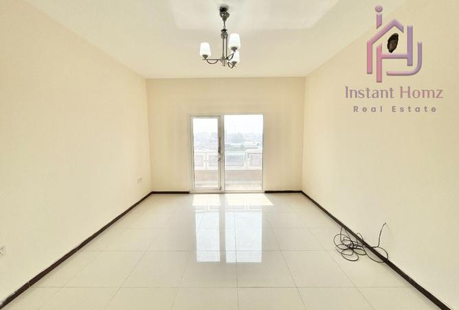 960595 - Property Image 2
