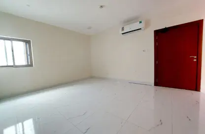 شقة - 2 غرف نوم - 2 حمامات للايجار في المنامة - محافظة العاصمة