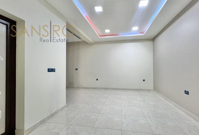 985114 - Property Image 3