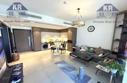 Apartment - 1 Bedroom - 2 Bathrooms for sale in Al Juffair - Capital Governorate