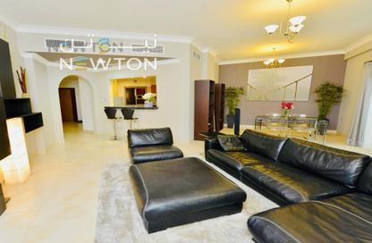 Apartment - 2 Bedrooms - 3 Bathrooms for sale in Al Juffair - Capital Governorate