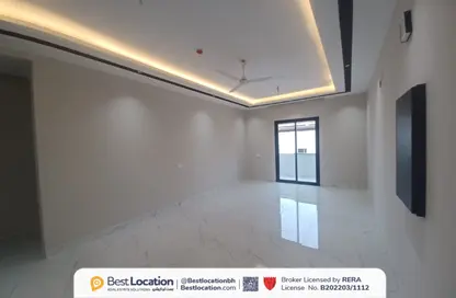 Apartment - 5 Bedrooms - 4 Bathrooms for sale in Al Bahair - Riffa - Southern Governorate