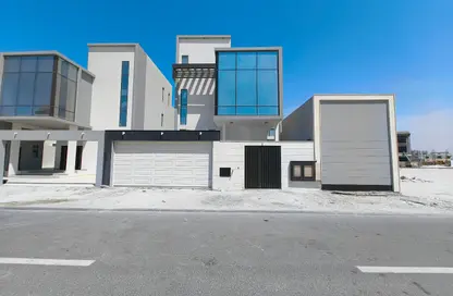 Villa - 5 Bedrooms - 5 Bathrooms for sale in Mozoon - Diyar Al Muharraq - Muharraq Governorate