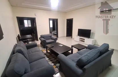 Apartment - 3 Bedrooms - 3 Bathrooms for rent in Al Juffair - Capital Governorate