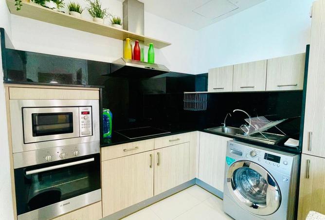 978571 - Property Image 3