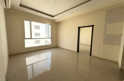 Office Space - Studio - 1 Bathroom for rent in Seef - Capital Governorate