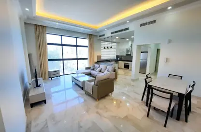 Apartment - 2 Bedrooms - 2 Bathrooms for rent in Um Al Hasam - Manama - Capital Governorate