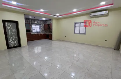 Apartment - 2 Bedrooms - 2 Bathrooms for rent in Saar - Northern Governorate