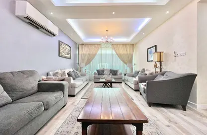 Apartment - 3 Bedrooms - 5 Bathrooms for sale in Hidd - Muharraq Governorate