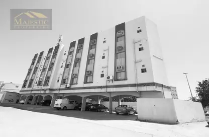 Whole Building - 7+ Bedrooms - 7+ Bathrooms for sale in Zinj - Manama - Capital Governorate