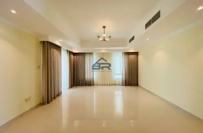 مجمع سكني - 4 غرف نوم - 4 حمامات للايجار في الجنبية - المحافظة الشمالية