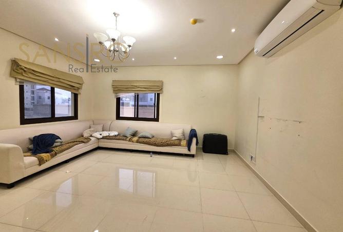 982255 - Property Main Image