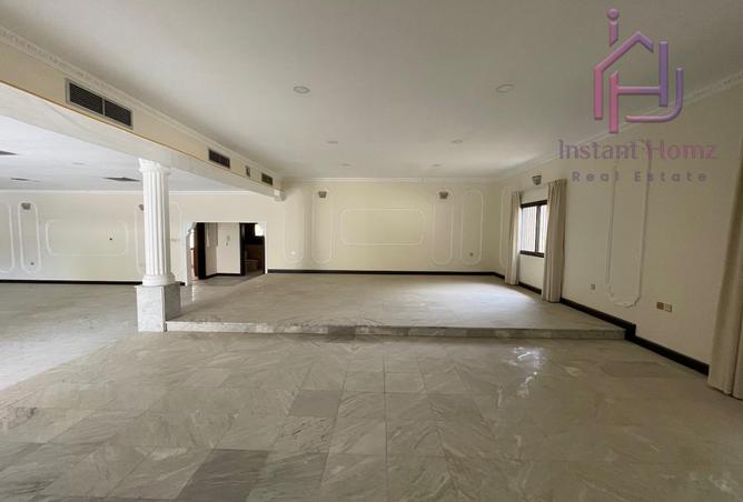 955138 - Property Image 2