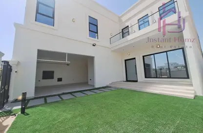 Villa - 4 Bedrooms - 5 Bathrooms for sale in Janabiya - Northern Governorate