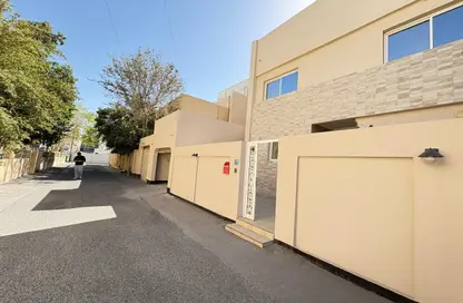 فيلا - 4 غرف نوم - 4 حمامات للايجار في العدلية - المنامة - محافظة العاصمة