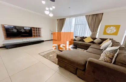 Apartment - 1 Bedroom - 2 Bathrooms for rent in Al Juffair - Capital Governorate