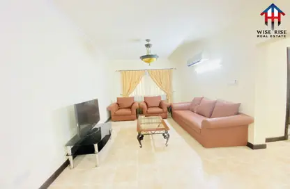 Apartment - 2 Bedrooms - 2 Bathrooms for rent in Mahooz - Manama - Capital Governorate
