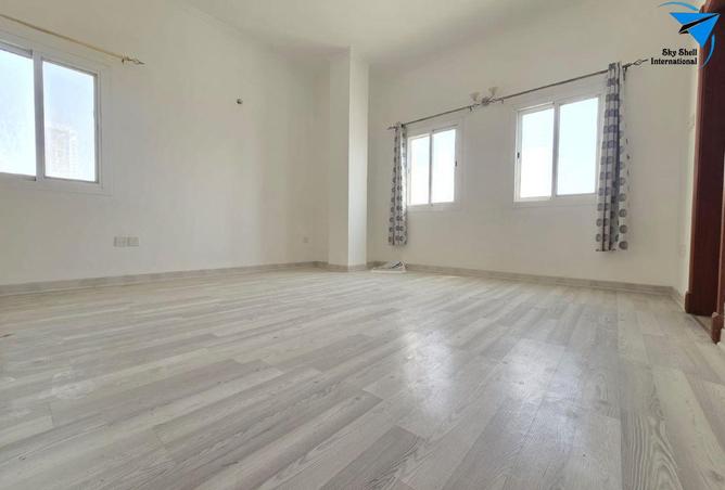 961453 - Property Image 3