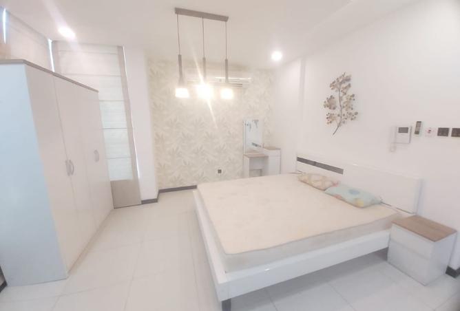 974757 - Property Image 2