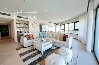 Apartment - 2 Bedrooms - 2 Bathrooms for rent in Tala Island - Amwaj Islands - Muharraq Governorate