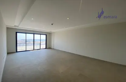 Apartment - 3 Bedrooms - 5 Bathrooms for sale in Hidd - Muharraq Governorate