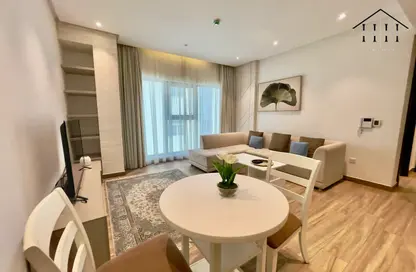 Apartment - 1 Bedroom - 1 Bathroom for rent in Sanabis - Manama - Capital Governorate