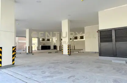 Apartment - 2 Bedrooms - 2 Bathrooms for rent in Ras Rumman - Manama - Capital Governorate