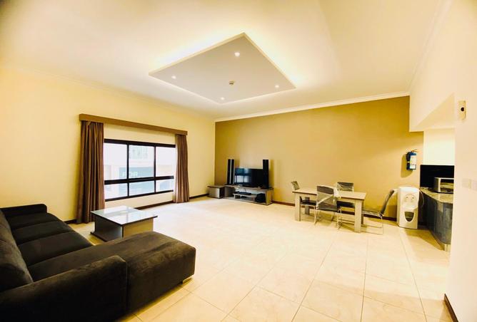 976217 - Property Image 2