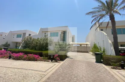 Villa - 3 Bedrooms - 5 Bathrooms for sale in Durrat Marina - Durrat Al Bahrain - Southern Governorate