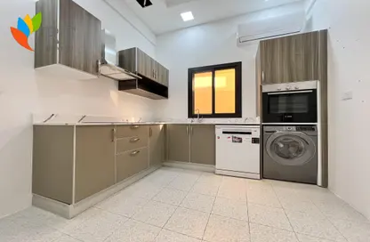 شقة - 2 غرف نوم - 2 حمامات للايجار في الجنبية - المحافظة الشمالية