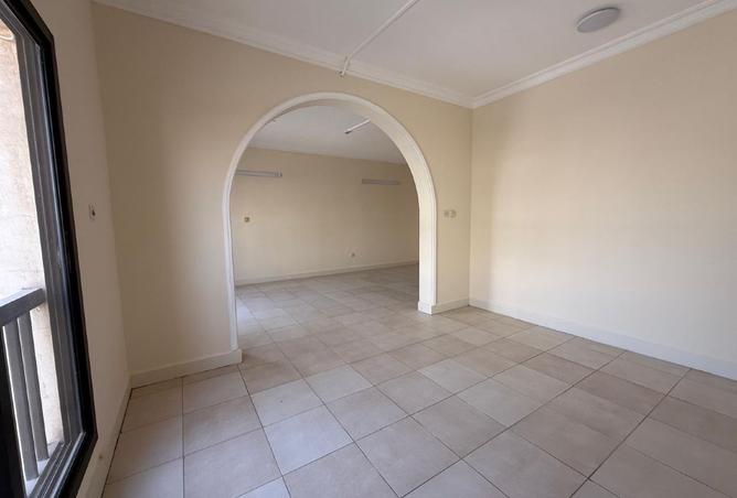 973054 - Property Image 2